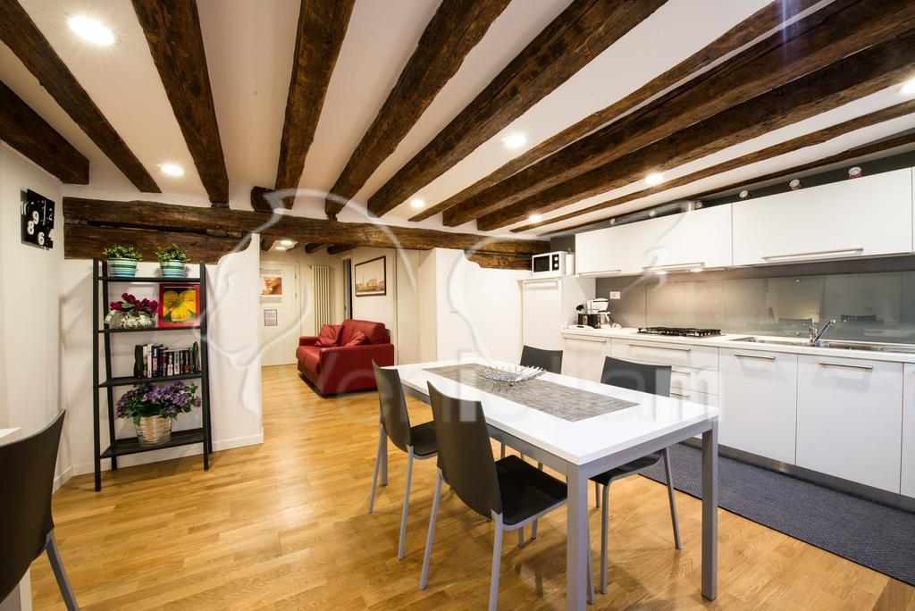 Apartamento The Lion's House Apt5 *