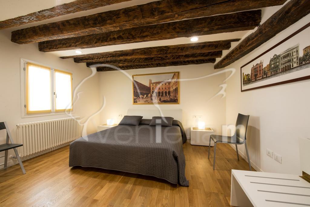 The Lion's House Apt5 Venecia